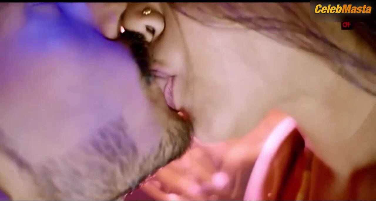 Priya Gamre Reveals Tits, Underwear Scene In Shadyantra - Photo 3 of 5 photo 2