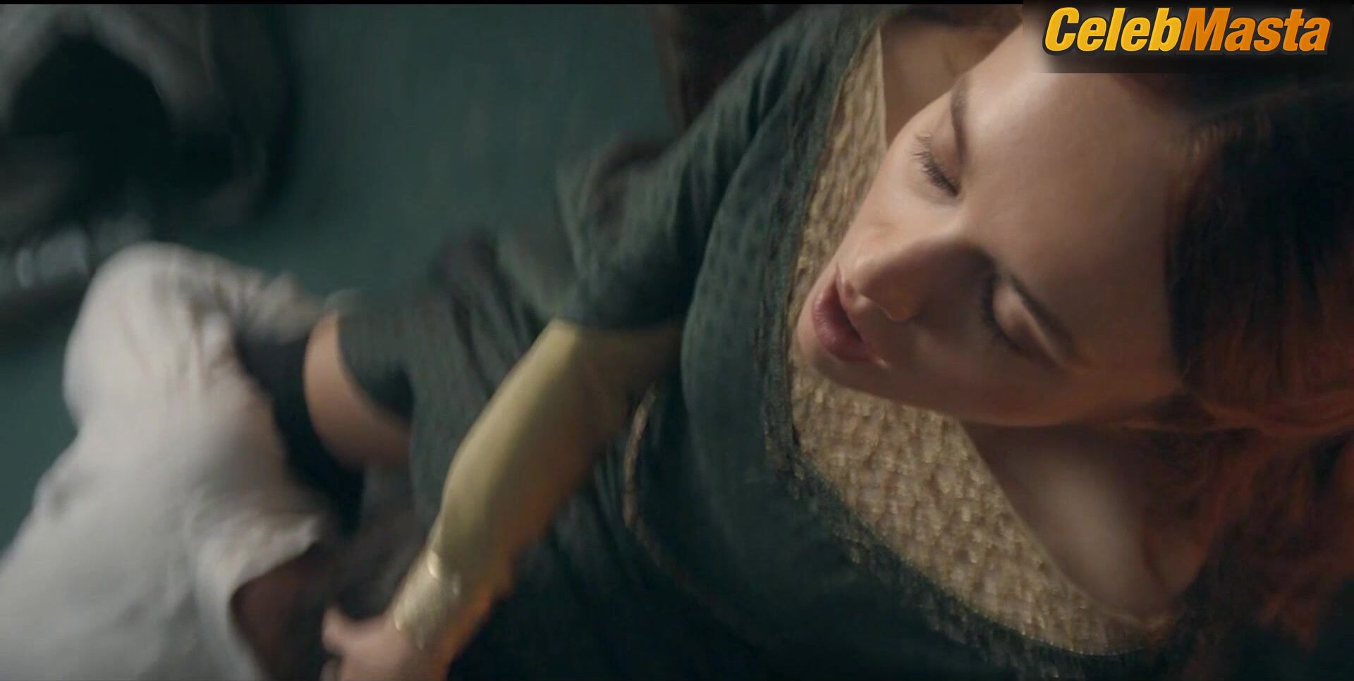 Olivia Cooke Bares Body In Scene In House Of The Dragon - Photo 1 of 5 photo 4