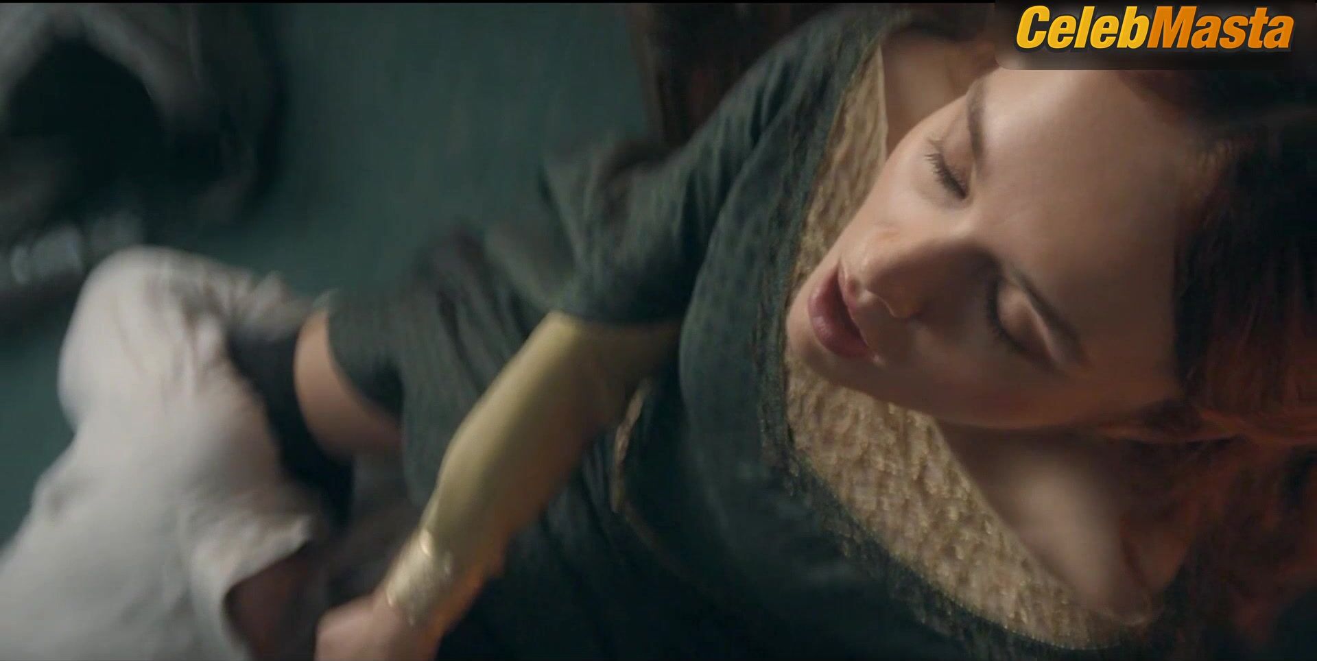 Olivia Cooke Bares Body In Scene In House Of The Dragon - Photo 1 of 5 photo 5