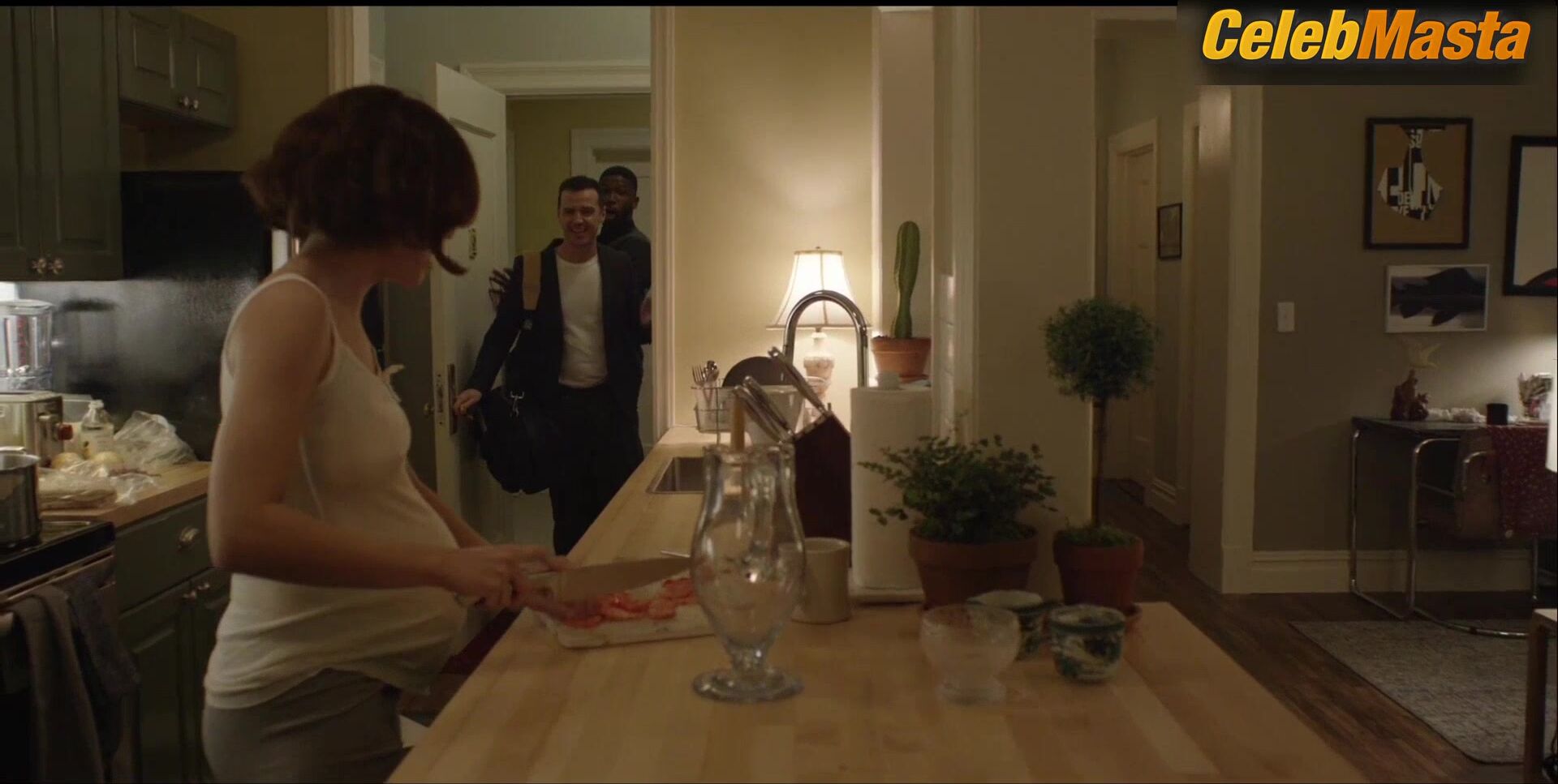 Olivia Cooke ’s Sexy Scene From Modern Love - Photo 2 of 5 photo 1