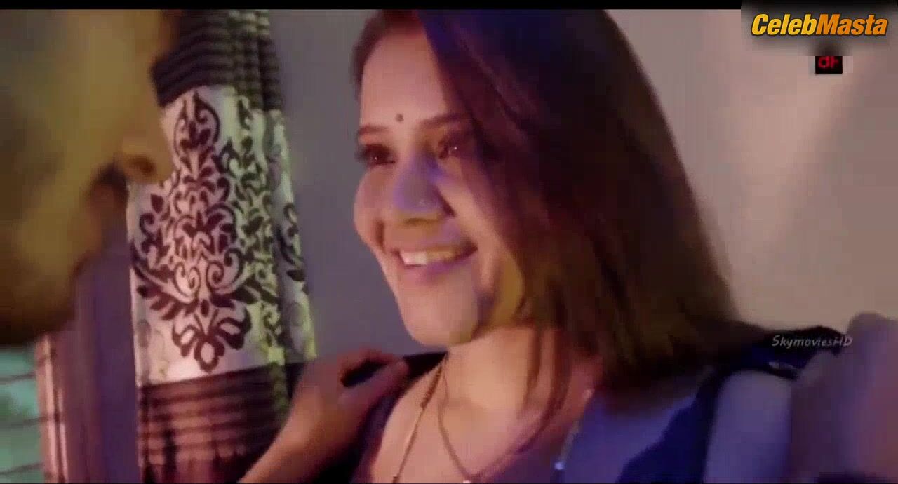 Priya Gamre Flaunts Booty, Boobs Scene In Shadyantra - Photo 3 of 5 photo 1