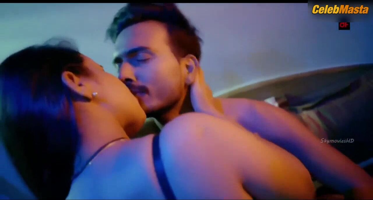 Priya Gamre Flaunts Booty, Boobs Scene In Shadyantra - Photo 3 of 5 photo 2