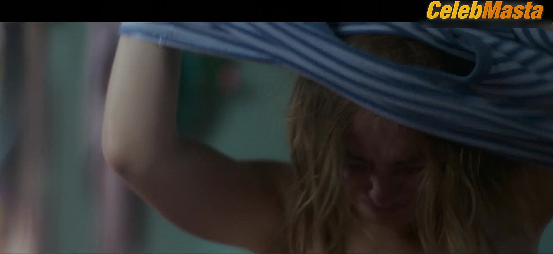 Clara Galle Bares Breasts Scene In Through My Window 3 - Photo 3 of 5 photo 2