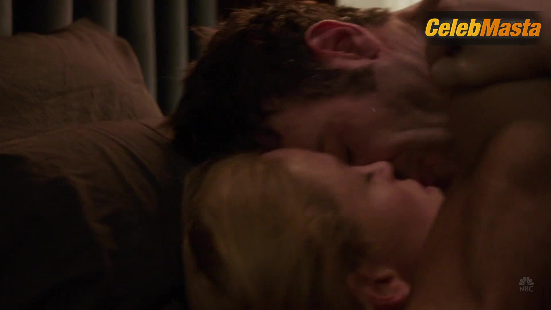 Erika Christensen ’s Sexy Scene From Parenthood - Photo 2 of 5 photo 5