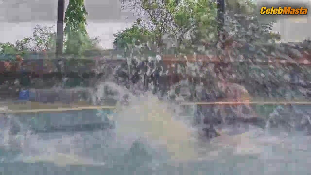 Peehu Kanojia Tits And Swimsuit Scene In Manchali - Photo 3 of 5 photo 1