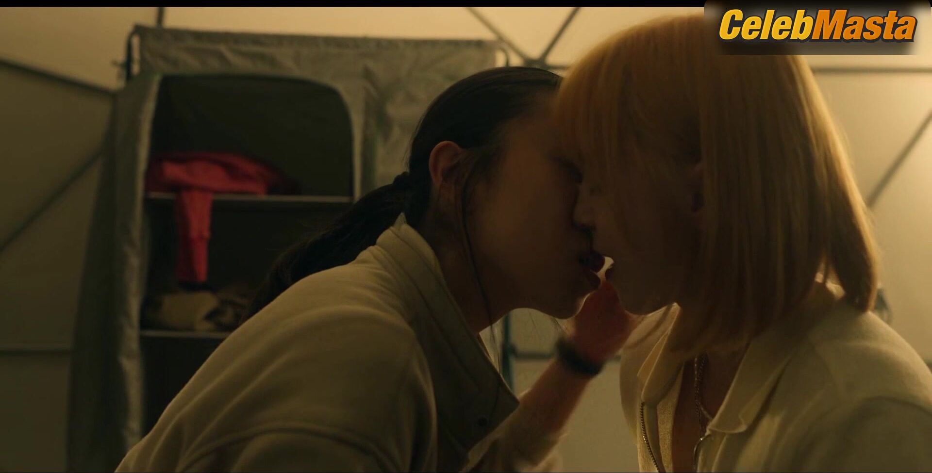 Clara Galle Riko Nakazono And ’s Lesbian Scene In - Photo 3 of 5 photo 1