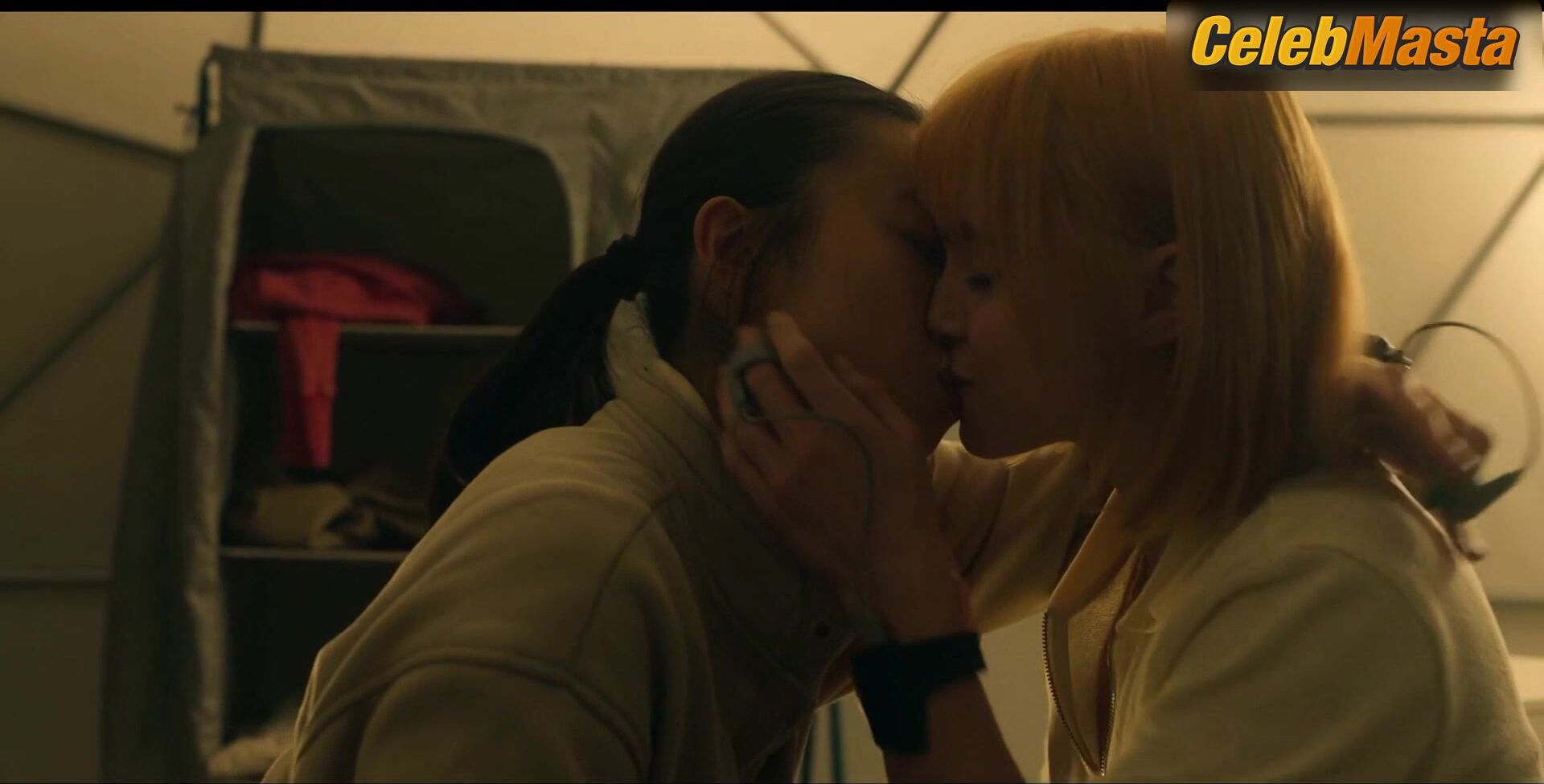 Clara Galle Riko Nakazono And ’s Lesbian Scene In - Photo 3 of 5 photo 4