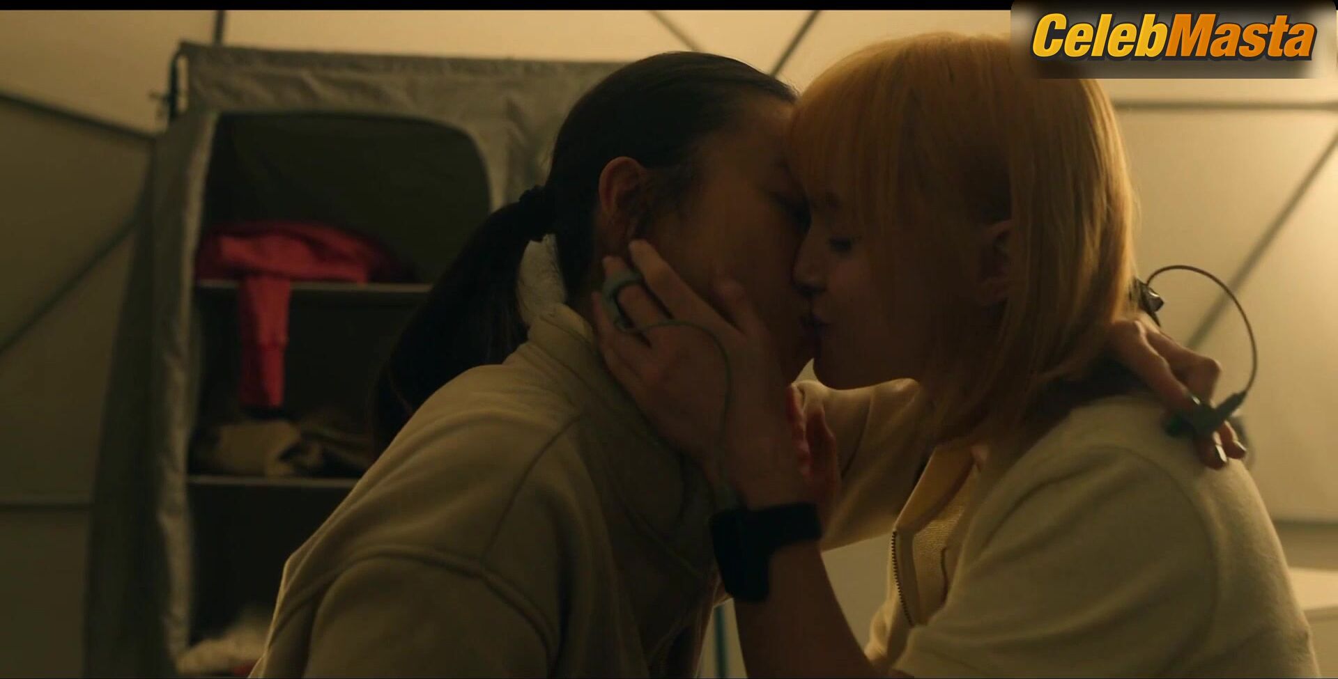 Clara Galle Riko Nakazono And ’s Lesbian Scene In - Photo 3 of 5 photo 5