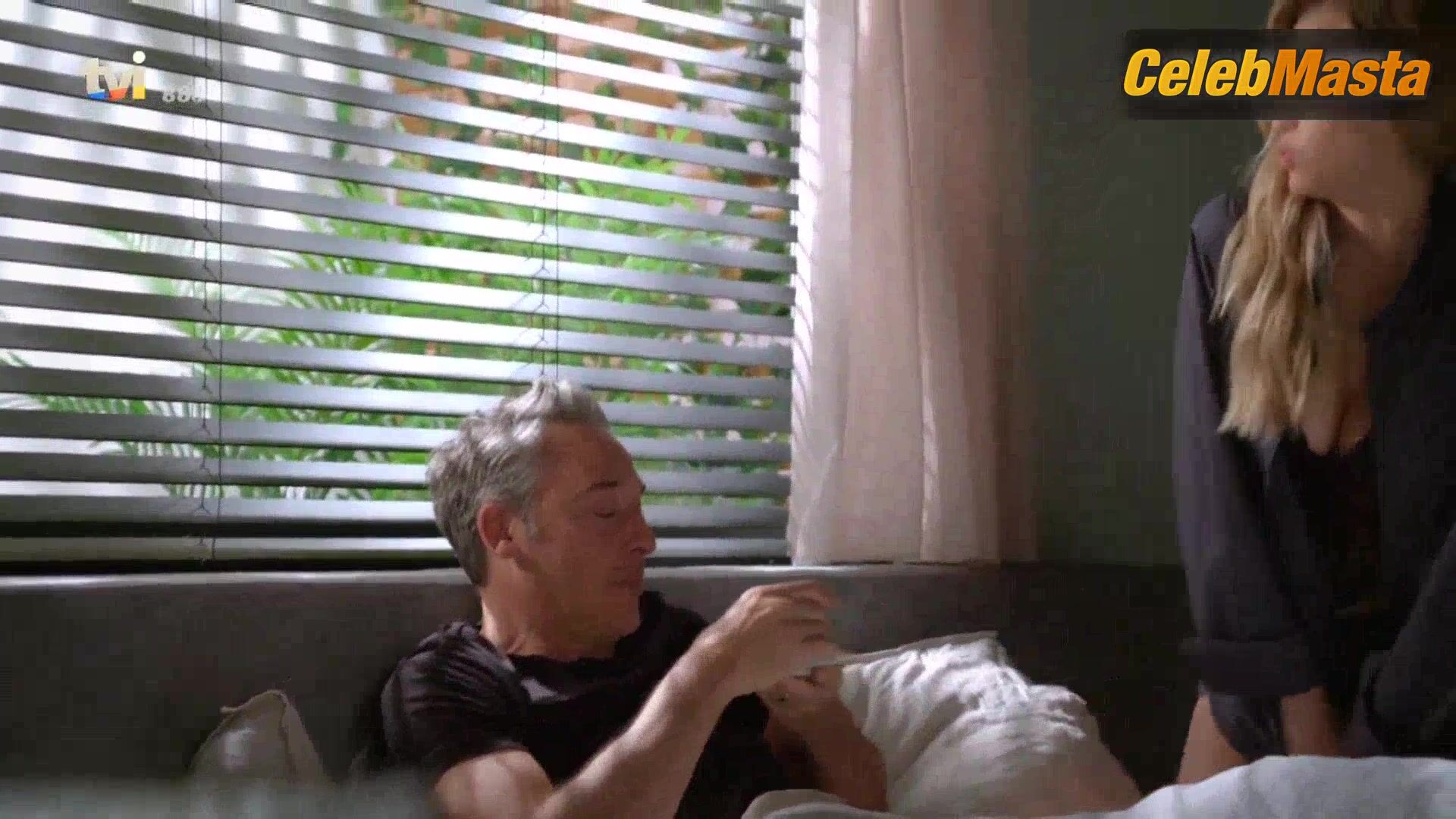 Margarida Corceiro ’s Sexy Scene From Quero E Viver - Photo 3 of 5 photo 2