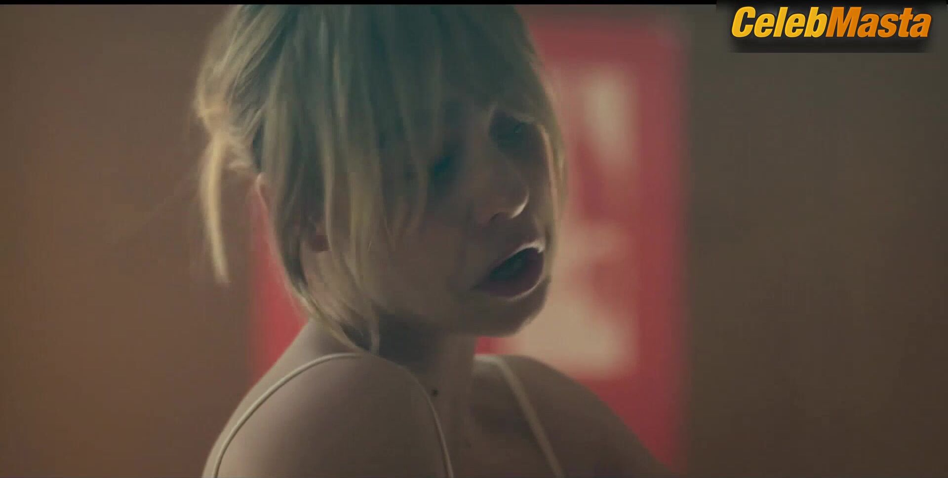 Clara Galle ’s Boobs Scene In Olympo - Photo 2 of 5