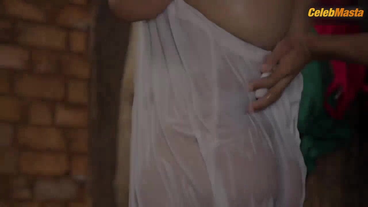 Priya Gamre Tits, Underwear Scene From Shahad Part 2 - Photo 2 of 5 photo 4