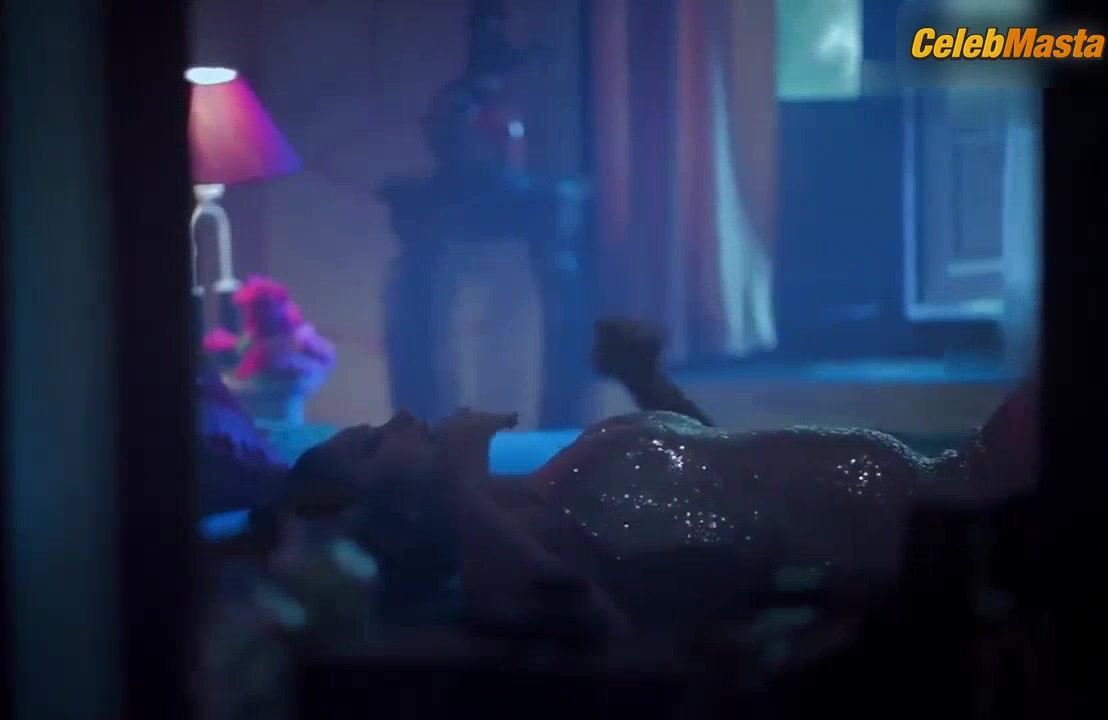 Garima Maurya And Gehana Vasisth Flaunt Thong In Lesbian - Photo 1 of 5 photo 4