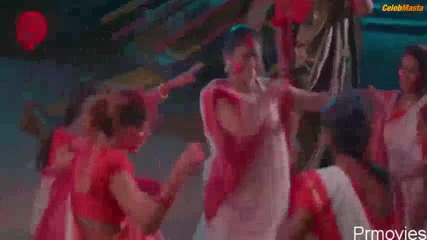 Aiswarya Agarwal , Deepika Kudtarkar And Priya Roy Lesbian, - Photo 3 of 5 photo 2