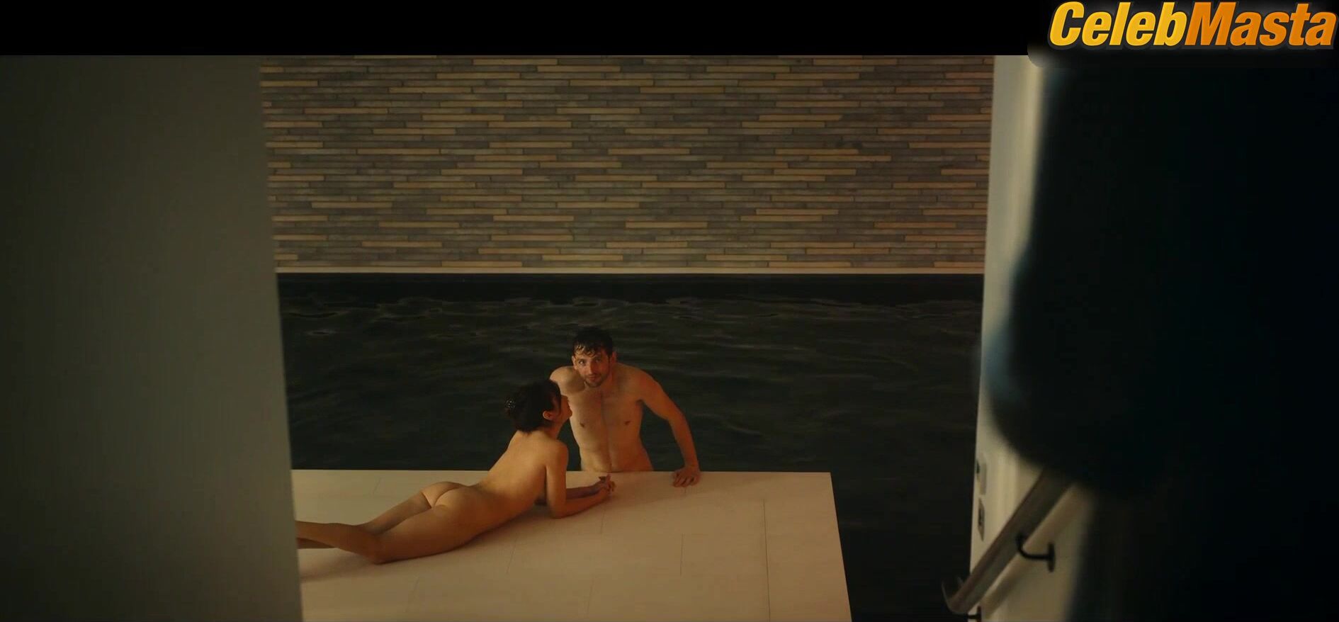 Olivia Cooke Naked, Bold Scene In The Girlfriend - Photo 3 of 5 photo 5