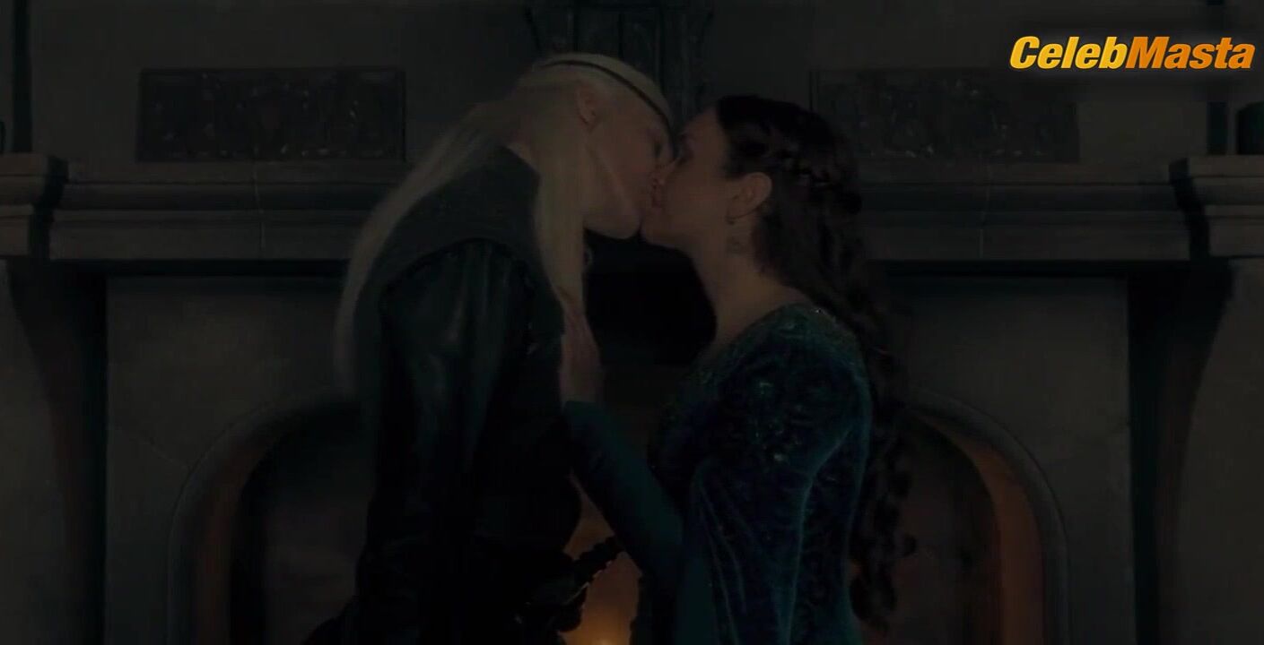 Olivia Cooke Bares All In Steamy Scene In House Of The - Photo 1 of 5