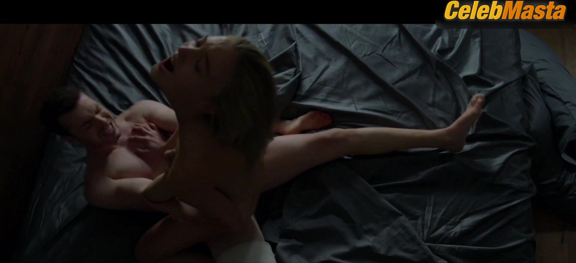 Lilly Krug Tits, Ass Scene From Shattered - Photo 2 of 5 photo 5