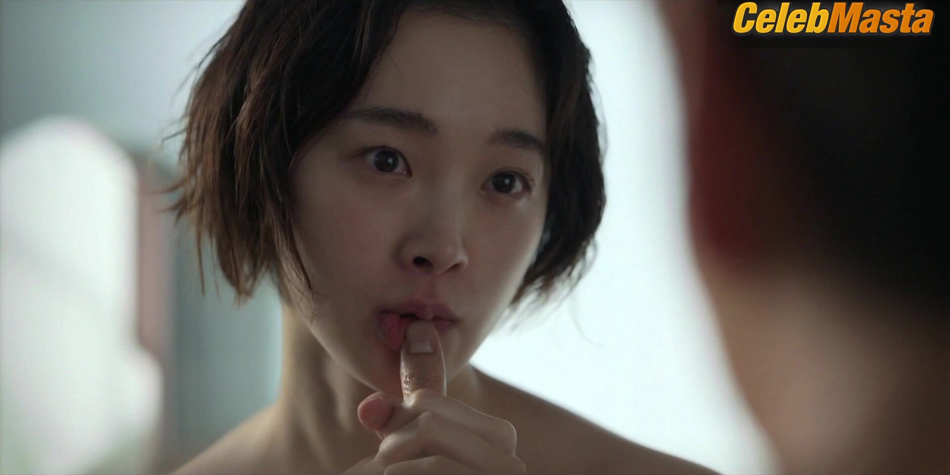 Kang Hae-lim Shows Off Sexy Scene In Somebody - Photo 3 of 5 photo 5