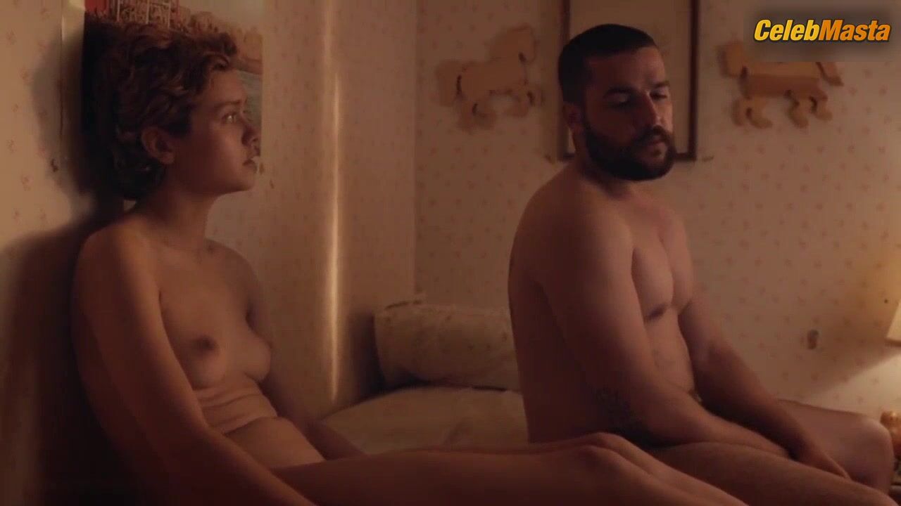 Olivia Cooke Boobs Scene In Katie Says Goodbye - Photo 3 of 5 photo 2