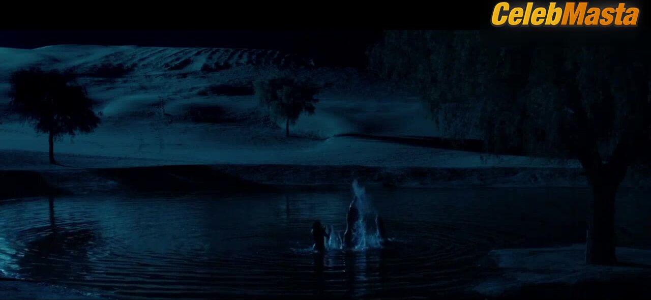 Tannishtha Chatterjee Ass, Tits Scene From Parched - Photo 3 of 5 photo 5