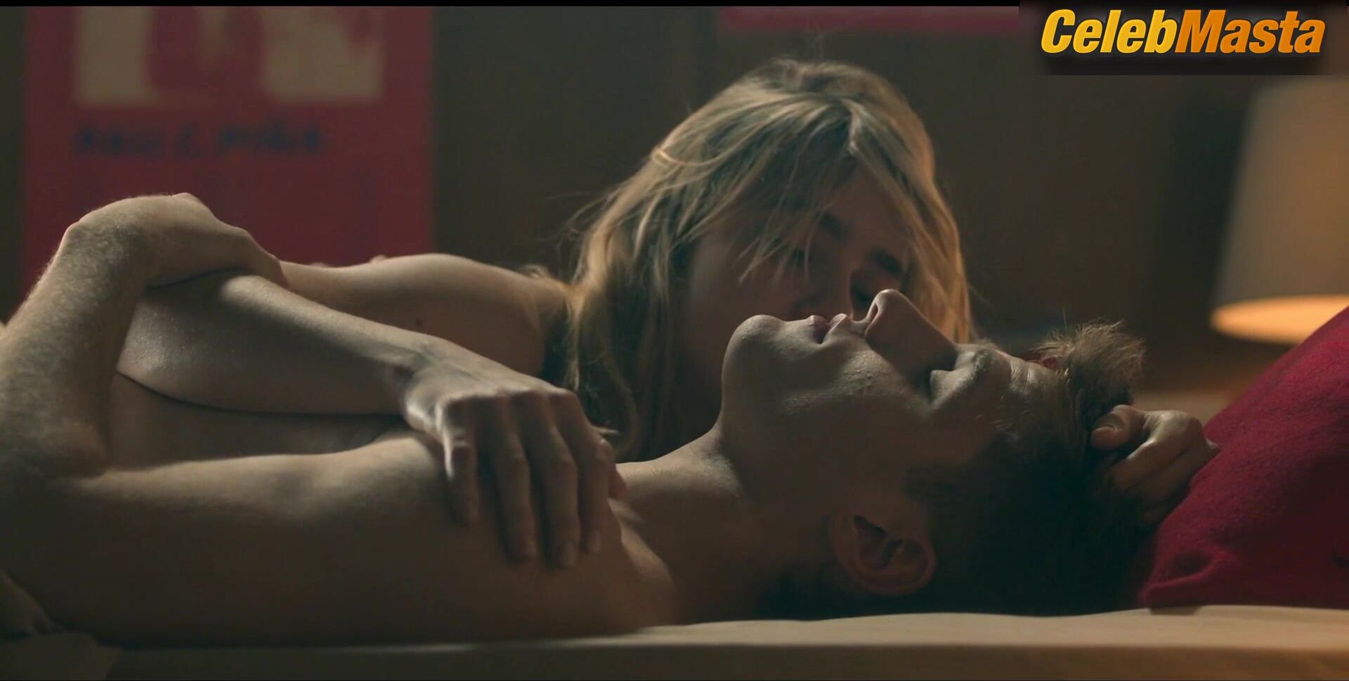 Clara Galle ’s Tits And Underwear Scene In Olympo - Photo 1 of 5 photo 5