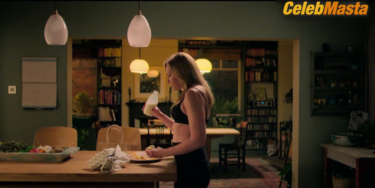Toni Collette Shows Underwear In A Wanderlust Scene - Photo 2 of 5