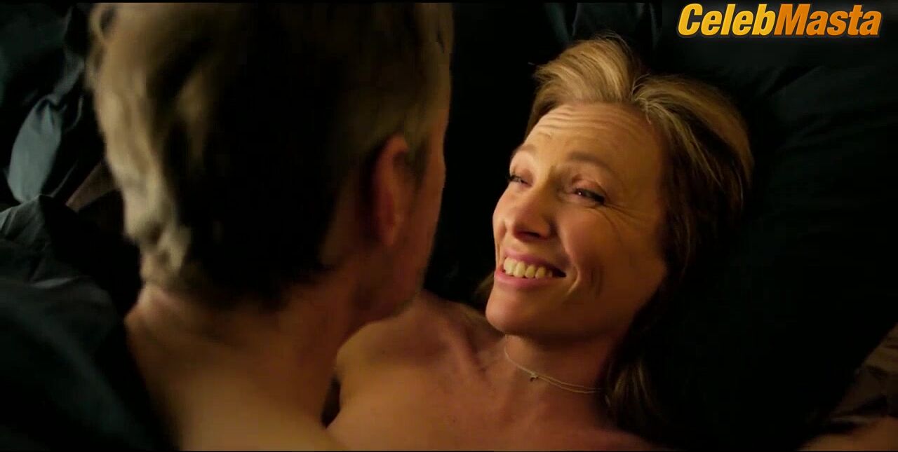 Toni Collette ’s Underwear, Boobs Scene In Wanderlust - Photo 1 of 5 photo 5