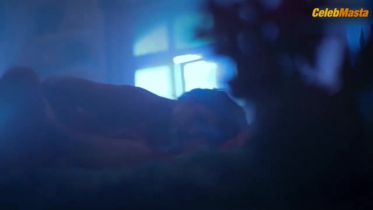 Garima Maurya And Gehana Vasisth’s Lesbian Thong - Photo 2 of 5 photo 5