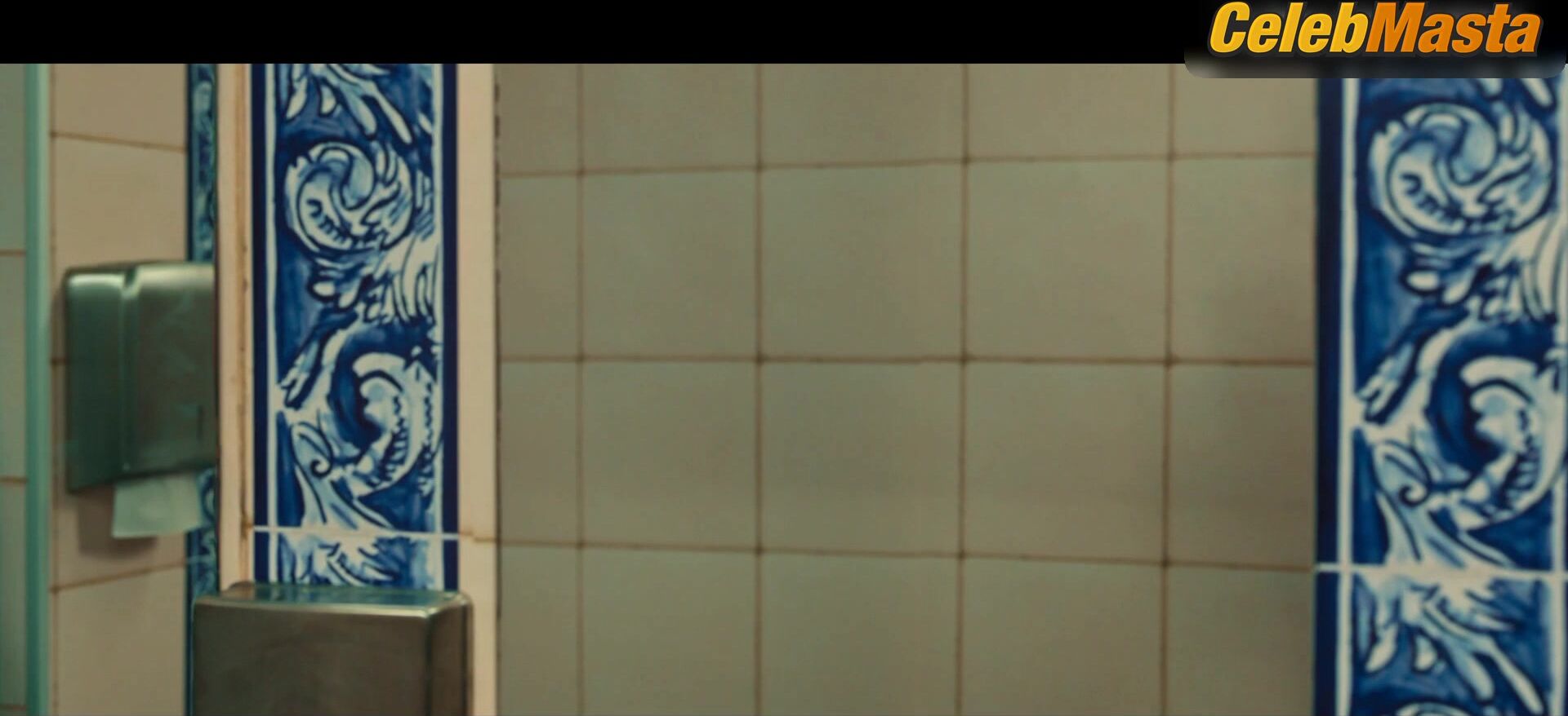 Olivia Cooke Underwear Scene From The Girlfriend - Photo 2 of 5 photo 4