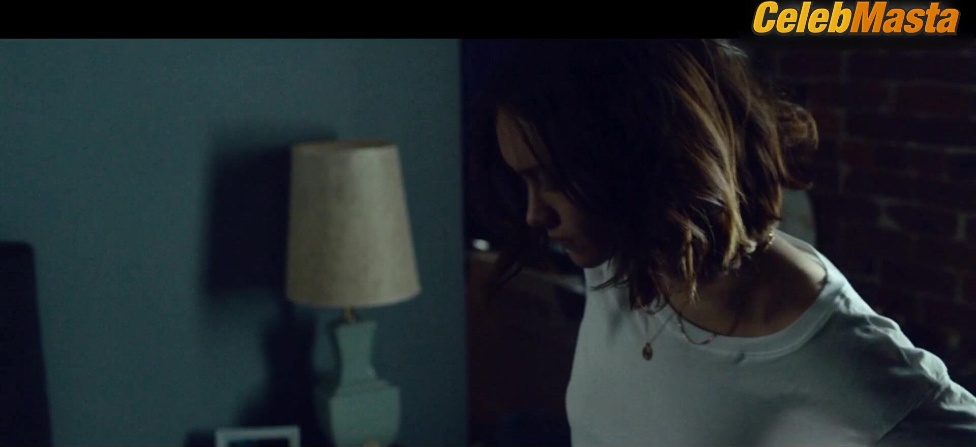 Olivia Cooke ’s Sexy Scene From Little Fish - Photo 2 of 5 photo 4