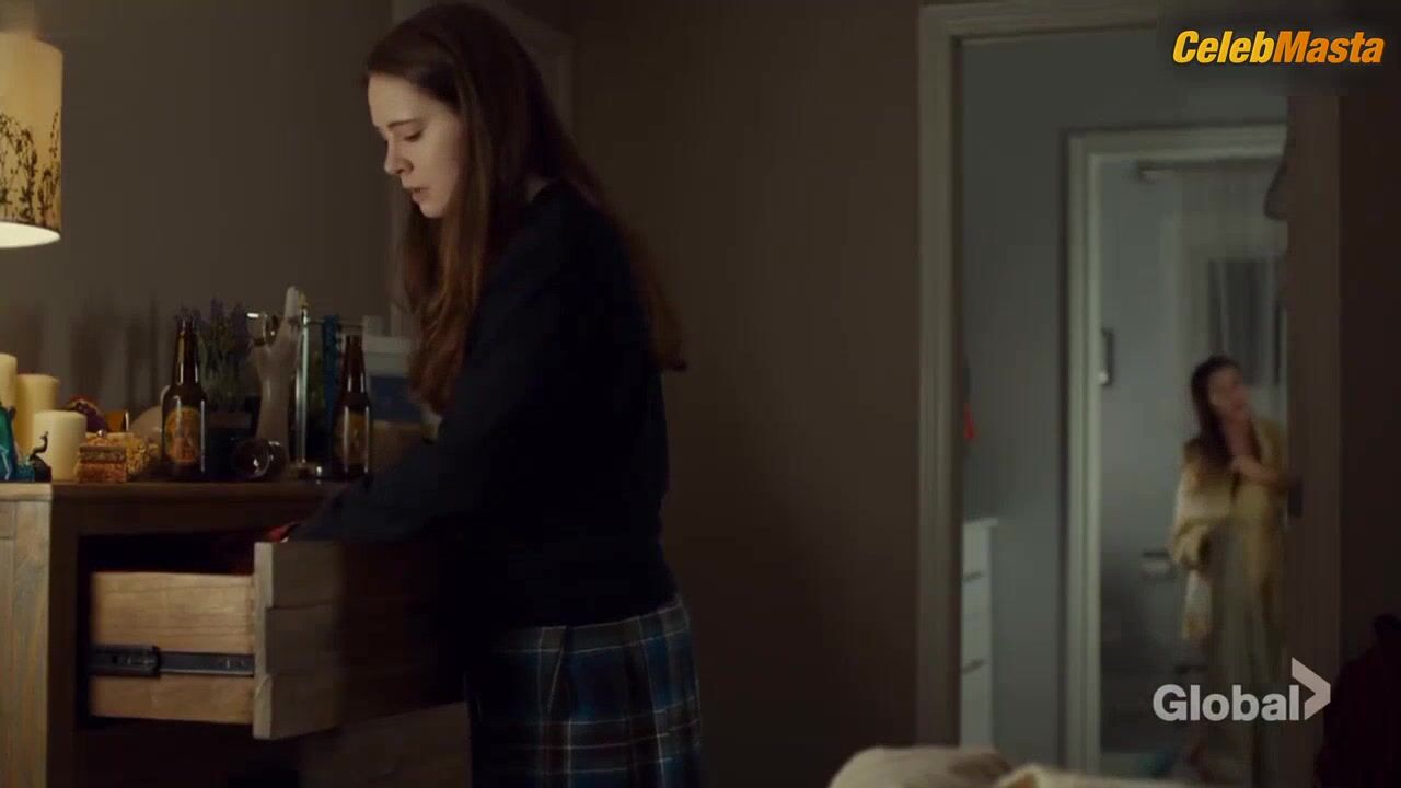 Katie Douglas ’s Lesbian Scene From Mary Kills People - Photo 2 of 5 photo 5