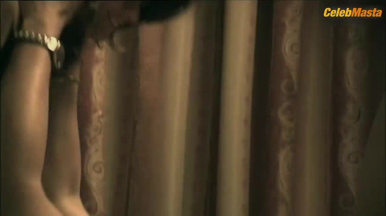 Weronika Rosati ’s Sexy Scene From Pitbull - Photo 2 of 5 photo 5