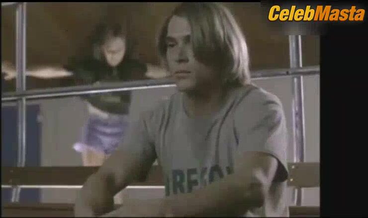 Amy Jo Johnson Sexy Scene From Perfect Body - Photo 1 of 5
