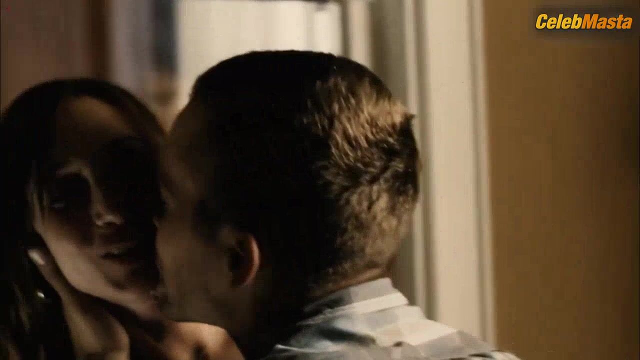 Vera Farmiga ’s Booty, Underwear Scene In Running - Photo 1 of 5 photo 4