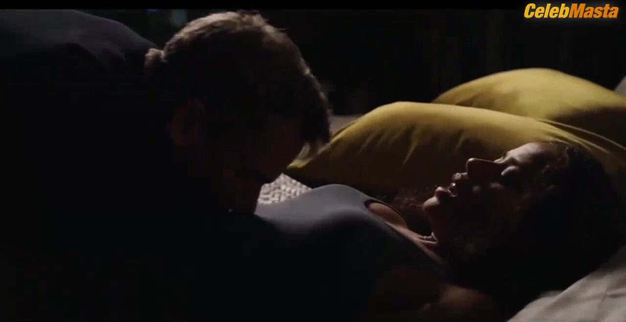 Gugu Mbatha-raw Booty And Underwear Scene From The Morning - Photo 5 of 5 photo 4