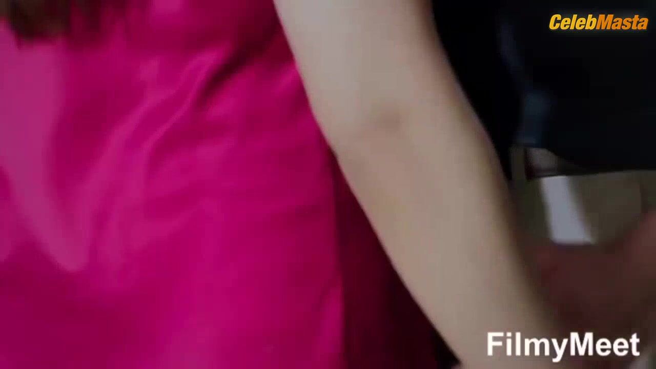 Gauhar Khan Sexy Scene From Salt City - Photo 1 of 5 photo 2