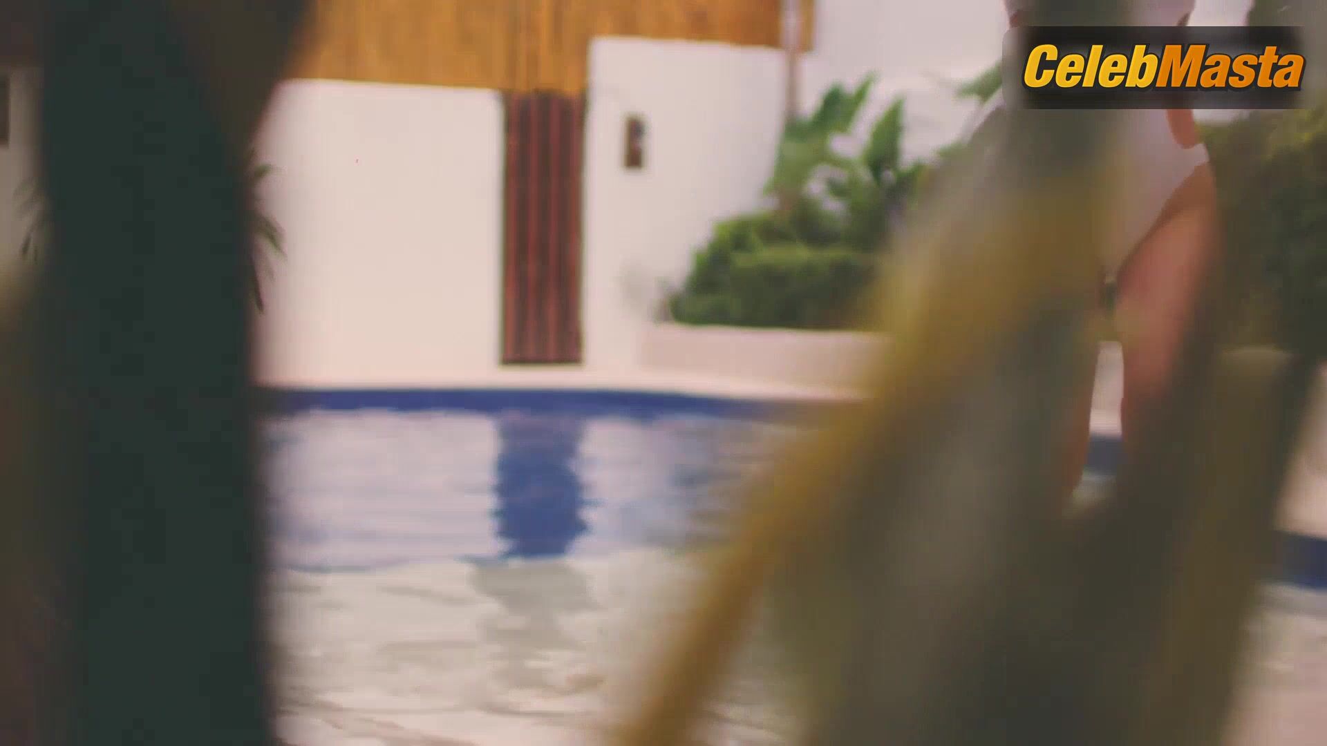 Ayanna Misola ’s Booty, Tits Scene In Ligo - Photo 2 of 5