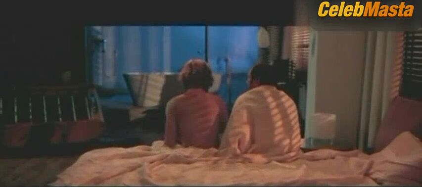 Cecile De France Steamy Scene From L’art (delicat) De - Photo 2 of 5