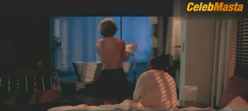 Cecile De France Steamy Scene From L’art (delicat) De - Photo 2 of 5 photo 4