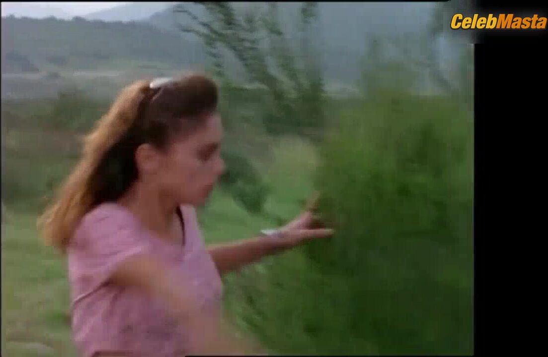 Amy Jo Johnson Racy Scene In Mighty Morphin’ Power - Photo 1 of 5 photo 2