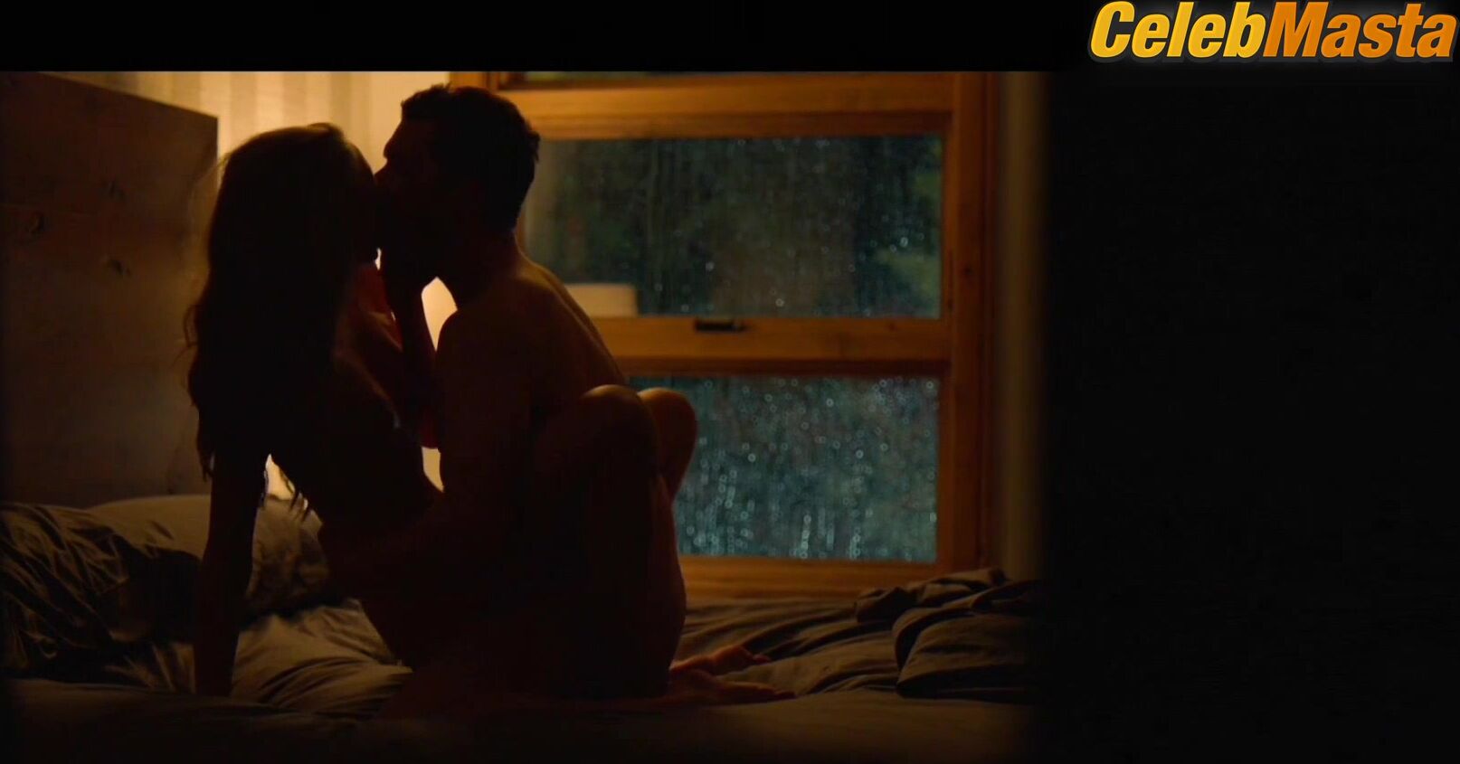 Lilly Krug ’s Breasts Scene Shown In Shattered - Photo 2 of 5 photo 5