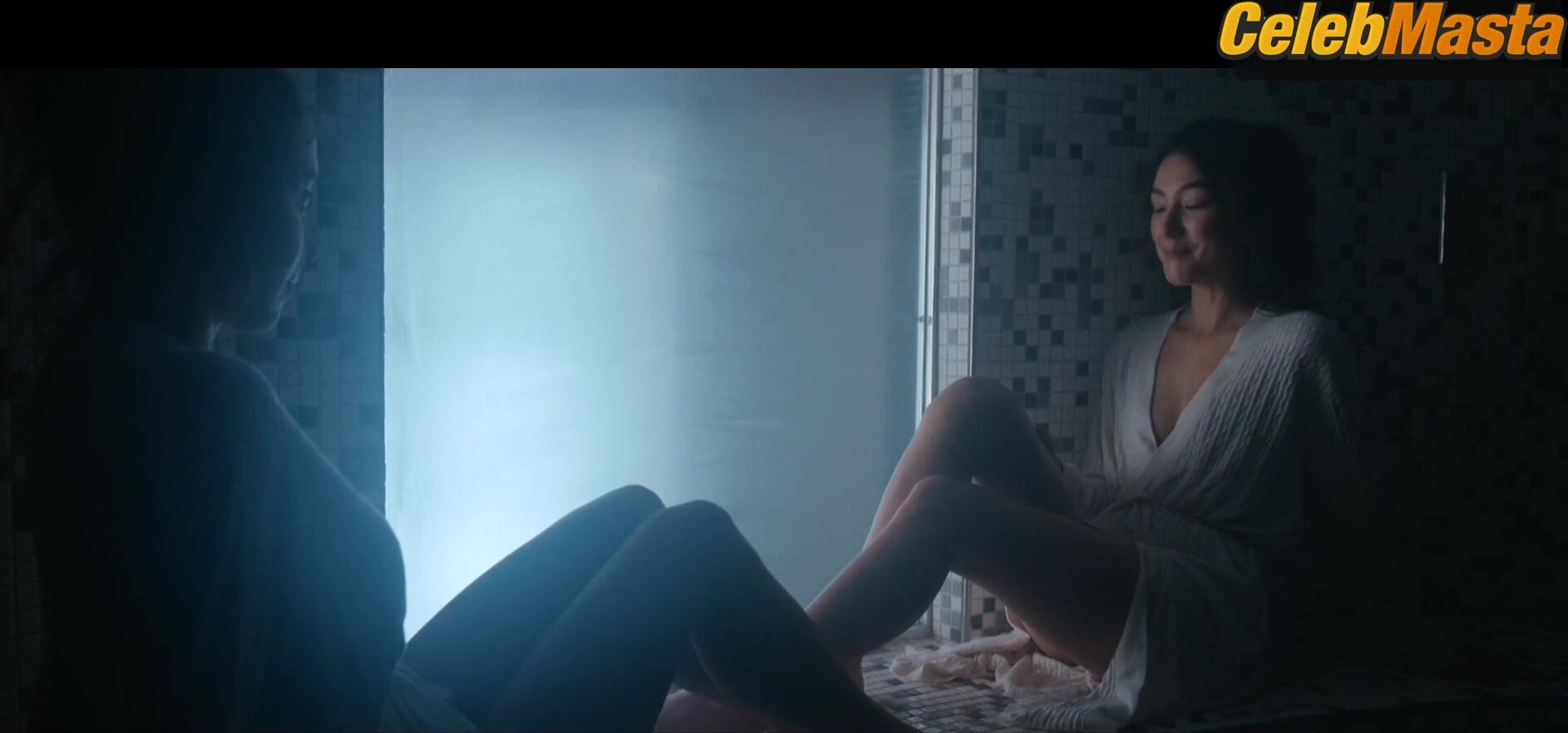 Natasha Liu Bordizzo Sydney Sweeney And Booty Scene From The - Photo 1 of 5 photo 3