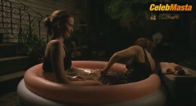 Jennifer Lawrence Underwear Scene From Causeway - Photo 1 of 5 photo 3