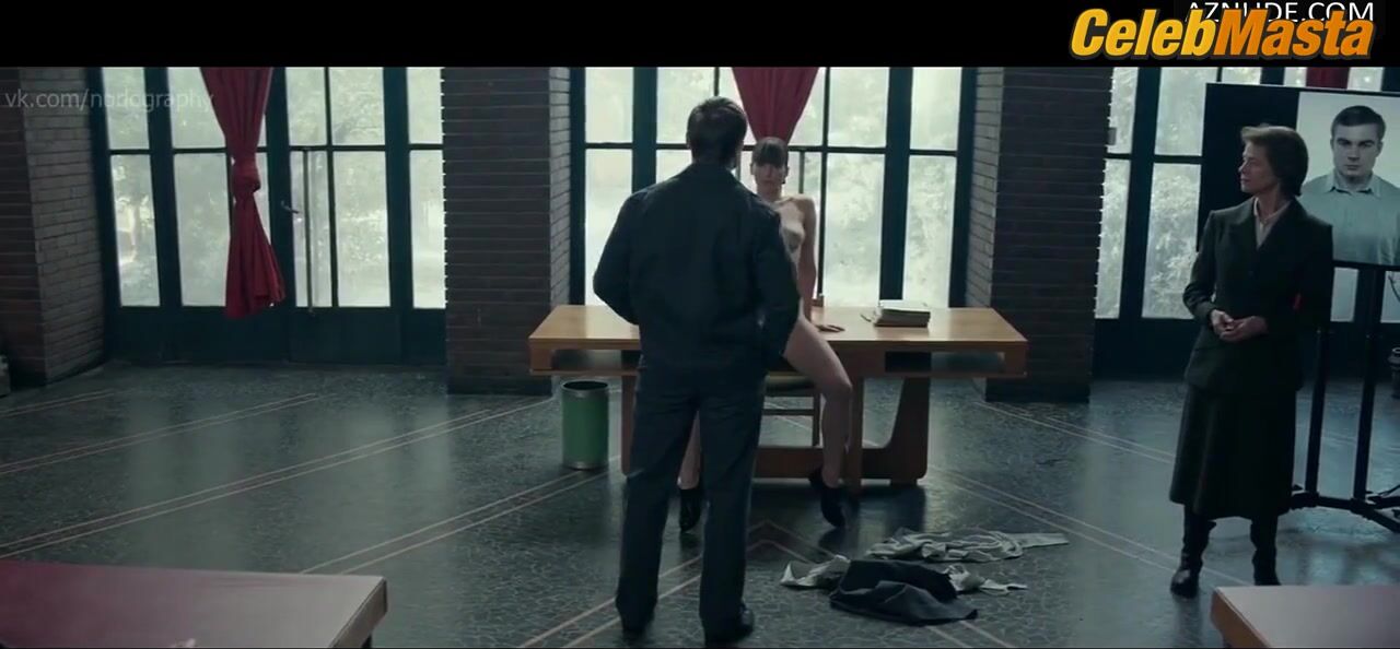 Jennifer Lawrence Tits Scene From Red Sparrow - Photo 2 of 5 photo 4