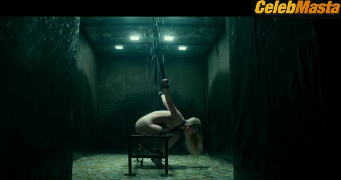 Jennifer Lawrence Sexy Scene From Red Sparrow - Photo 2 of 5 photo 4