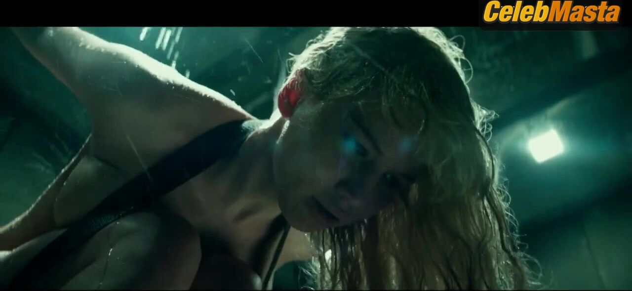 Jennifer Lawrence Sexy Scene From Red Sparrow - Photo 2 of 5 photo 5