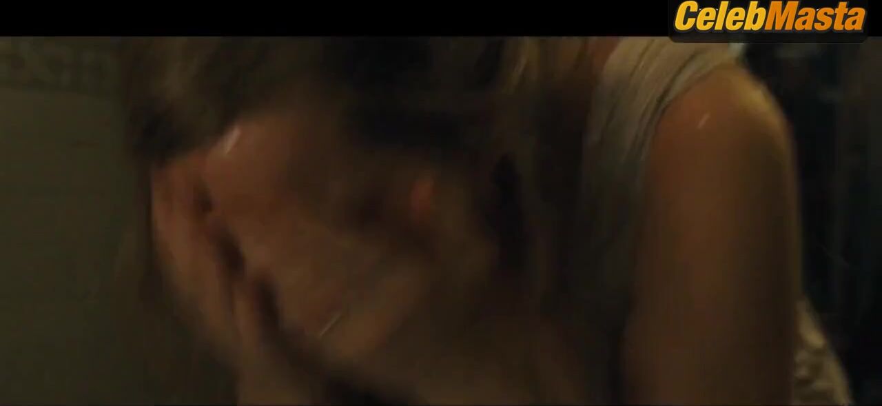 Jennifer Lawrence Sexy Scene From Mother! - Photo 1 of 5 photo 2