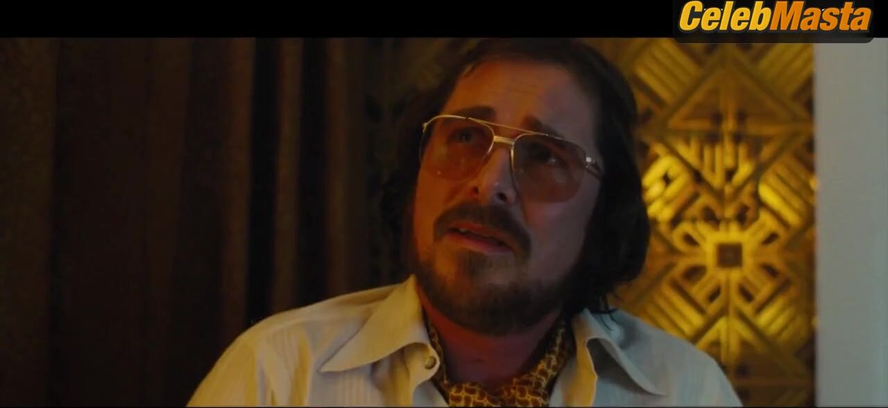 Jennifer Lawrence Sexy Scene From American Hustle - Photo 2 of 5 photo 5
