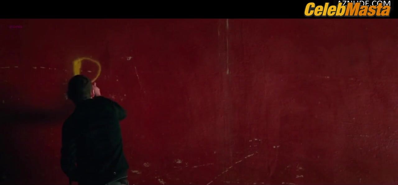 Jennifer Lawrence Tits Scene From The Beaver - Photo 2 of 5 photo 5