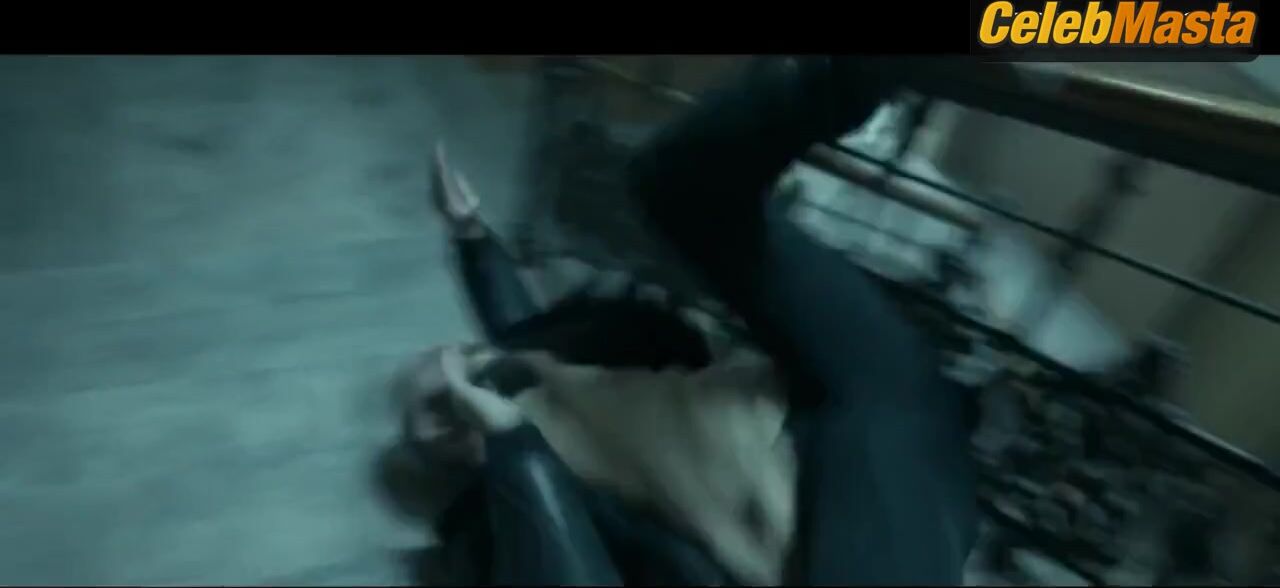 Charlize Theron And Sofia Boutella Tits, Underwear Scene - Photo 1 of 5 photo 3
