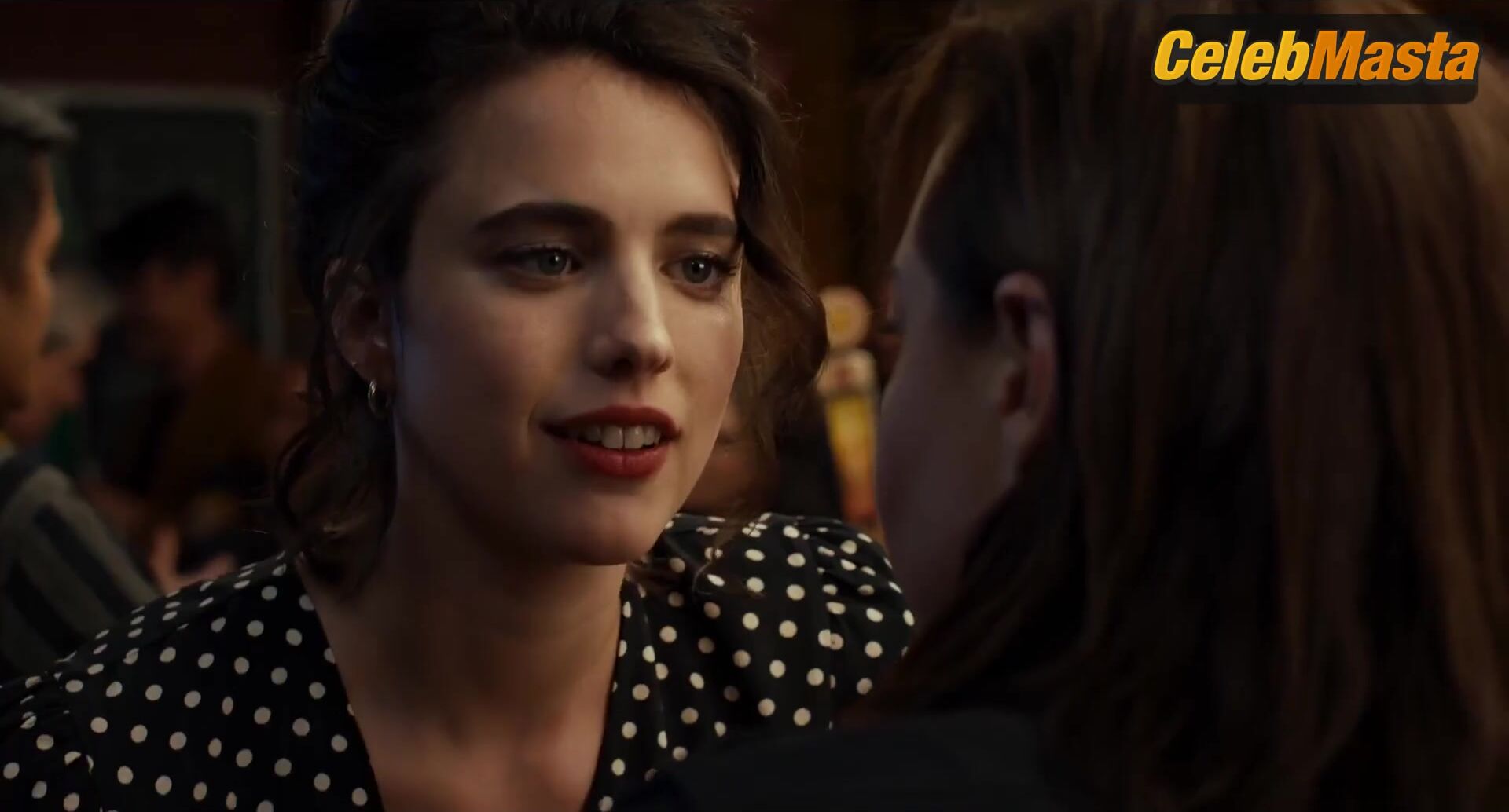Aubrey Plaza And Margaret Qualley’s Lesbian Scene - Photo 2 of 5 photo 3